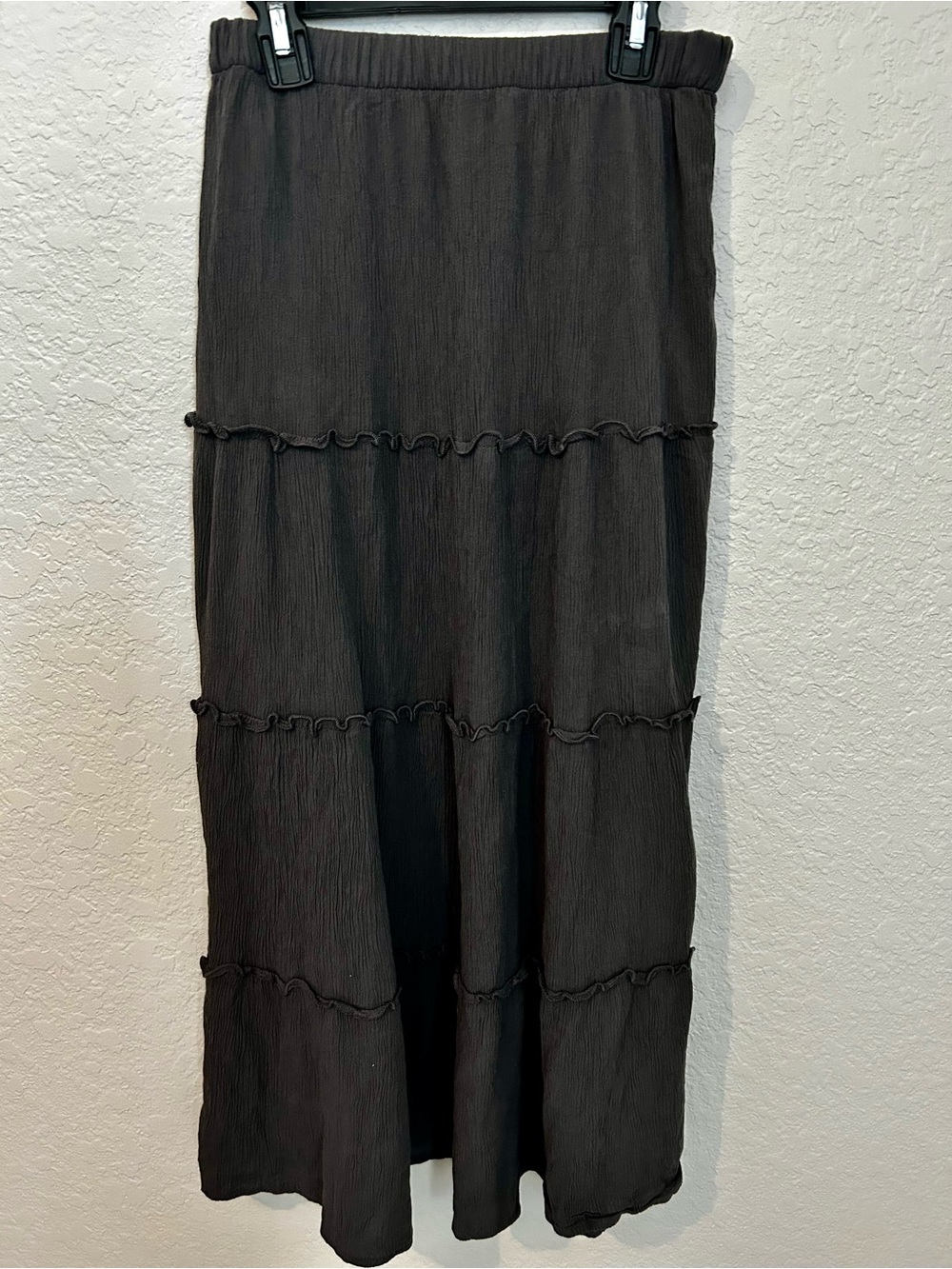 Hollister Gray Tiered Maxi Skirt